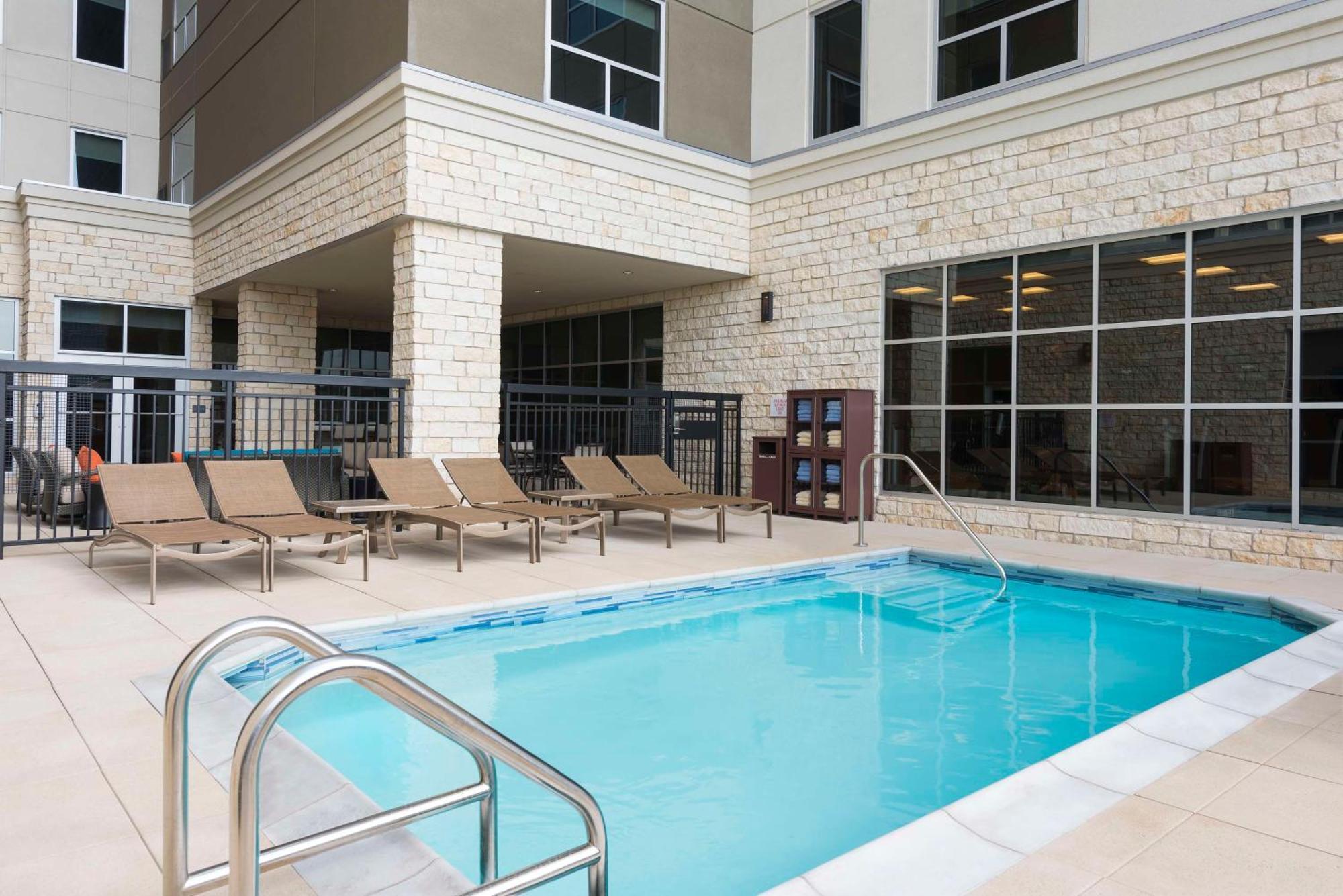 Hyatt House Austin/Downtown Hotel Exterior photo